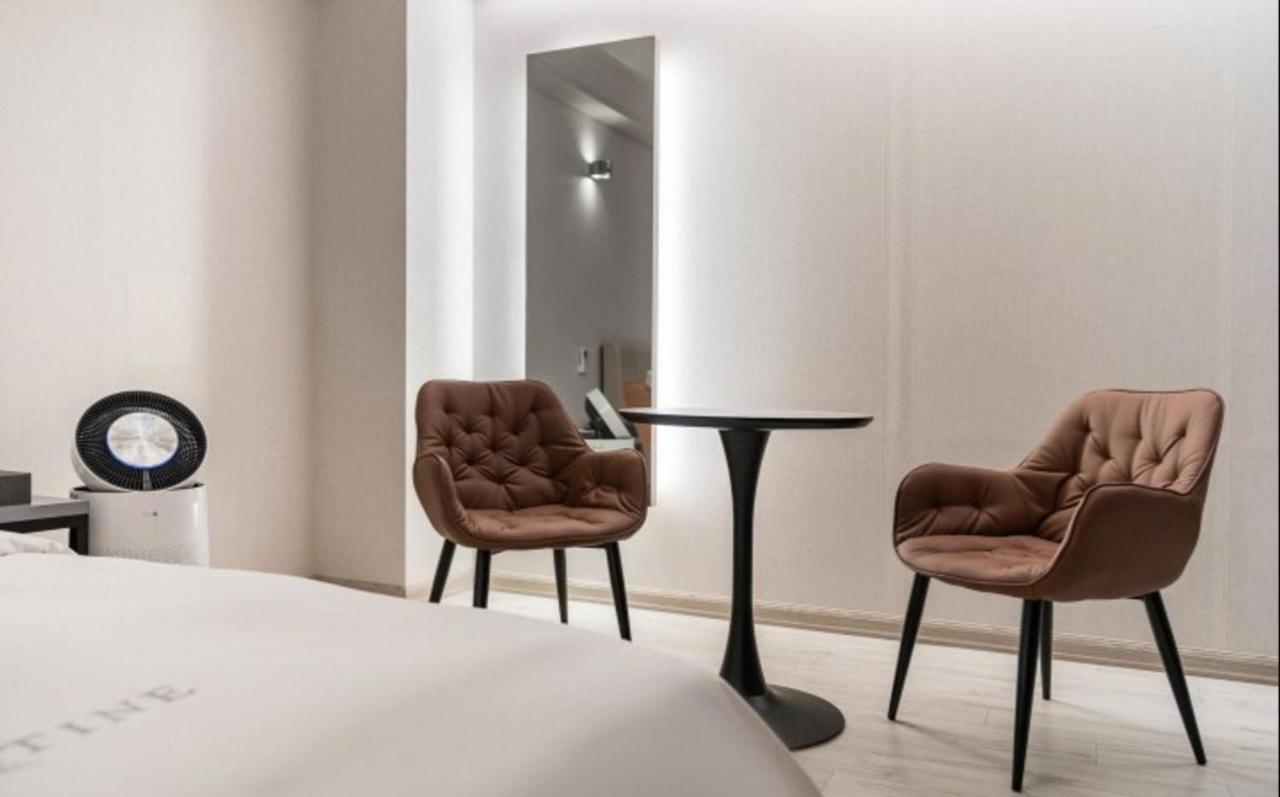 Ballantine Business Hotel Gwangju Metropolitan City Екстер'єр фото