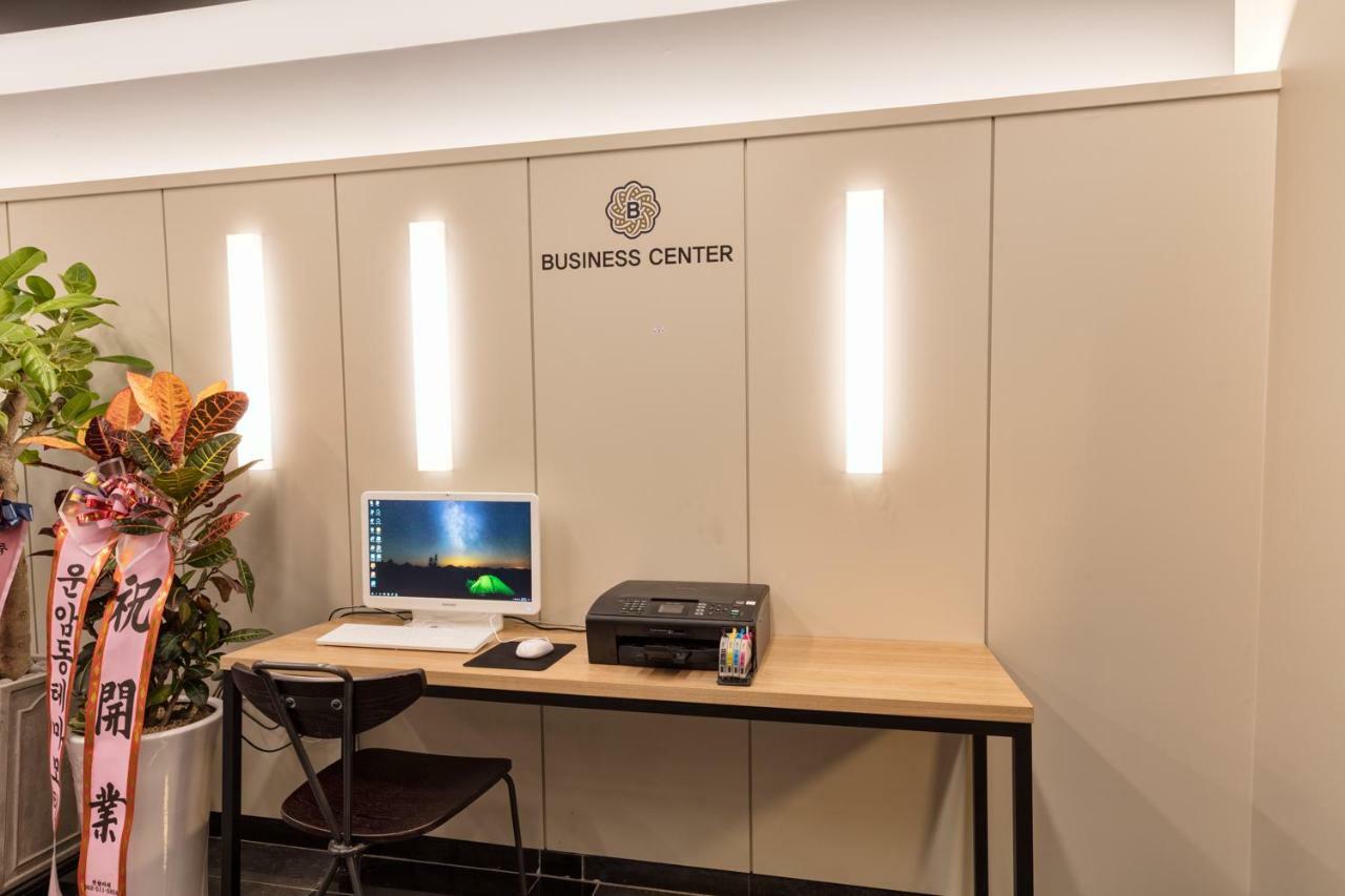 Ballantine Business Hotel Gwangju Metropolitan City Екстер'єр фото